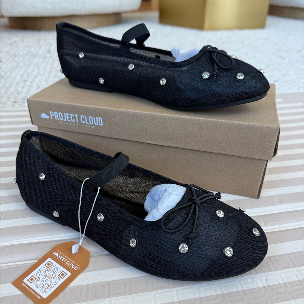 Project Cloud Black Women's Flats with Rhinestone Accents NWT - Picture 2 of 5